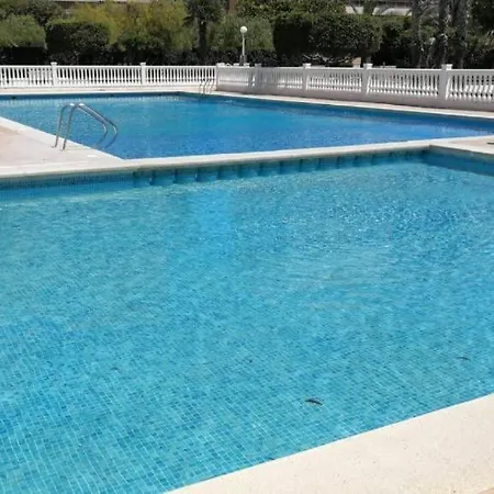 Apartamento El Palmeral, Sea View, Wifi, Pool Seasonal 15june-15sept Torrevieja