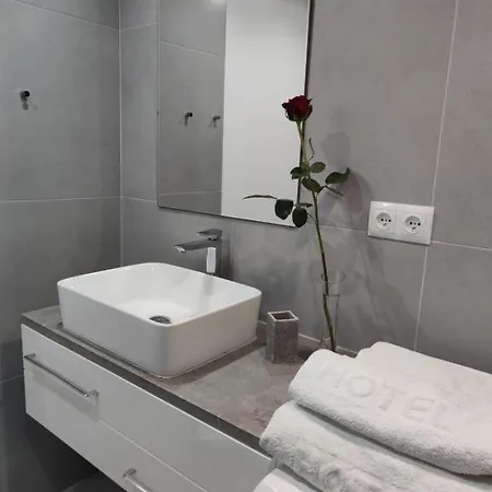 Appartement El Palmeral, Sea View, Wifi, Pool Seasonal 15june-15sept